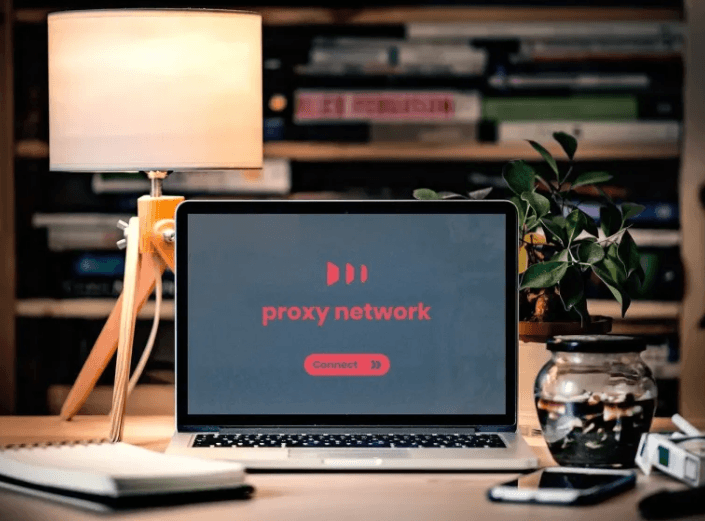 Static vs Rotating Proxies: Which One Leaves Fewer Traces?
